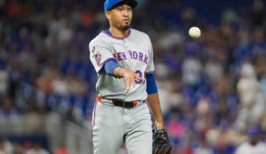 Mets extend qualifying offer to closer Edwin Díaz