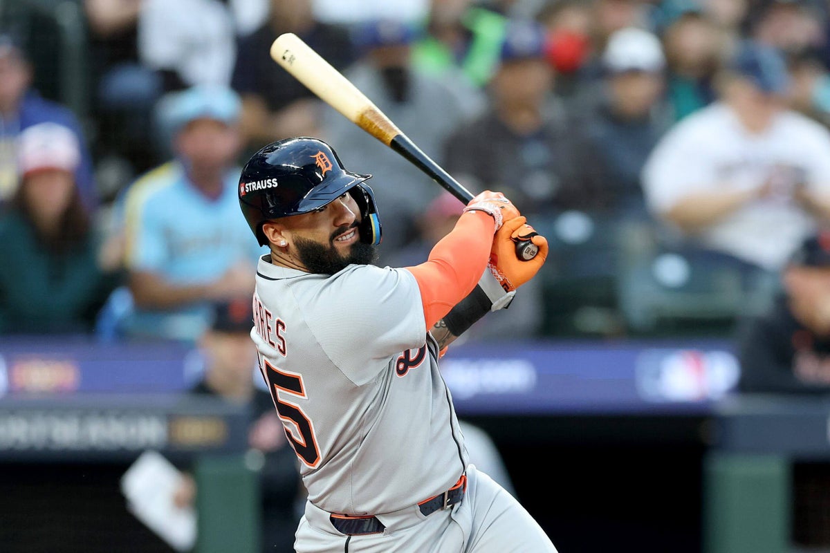 What we’re hearing about MLB qualifying offers, plus offseason pursuits for Red Sox and Orioles