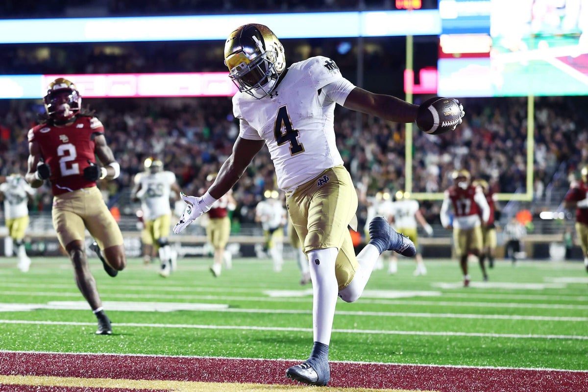 AP Top 25: Notre Dame back in top 10, Miami plummets ahead of first Playoff rankings