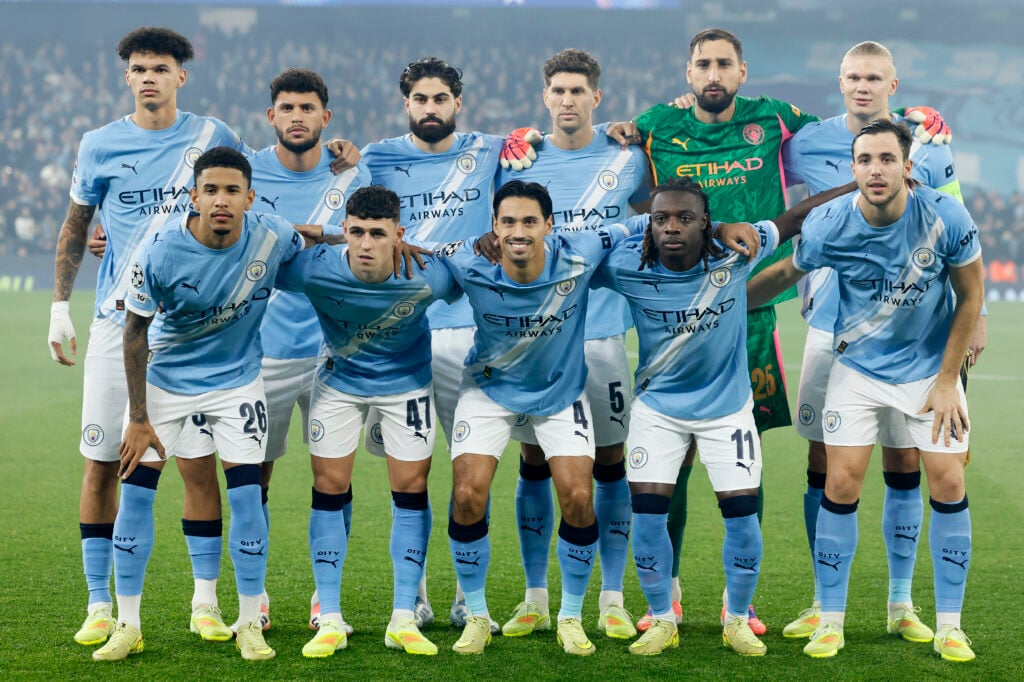 Manchester City team photo before Borussia Dortmund tie