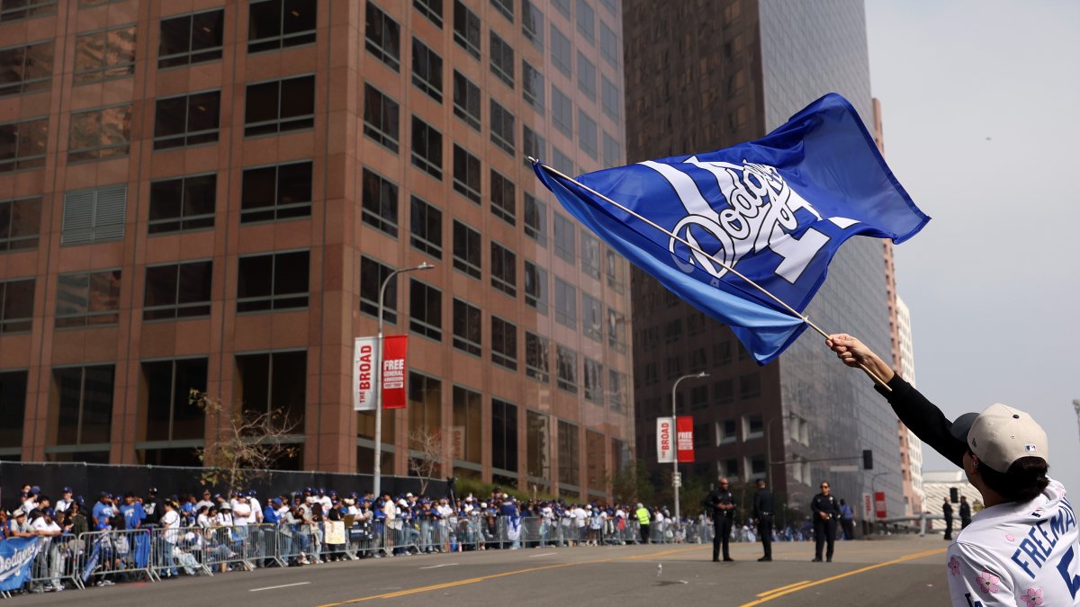 Fans celebrate in downtown LA for Dodgers parade – NBC Los Angeles
