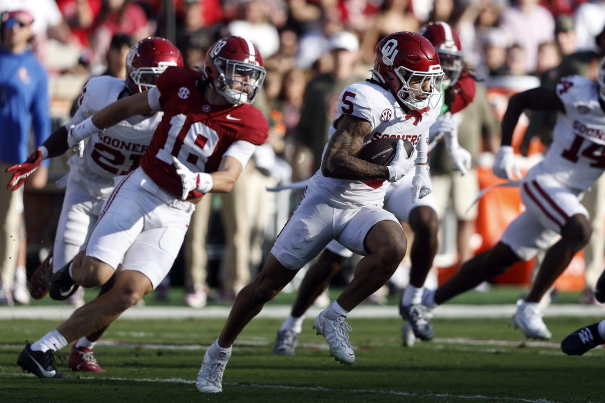 AP Top 25: Alabama drops to No. 10 as North Texas enters poll for first time since 1959