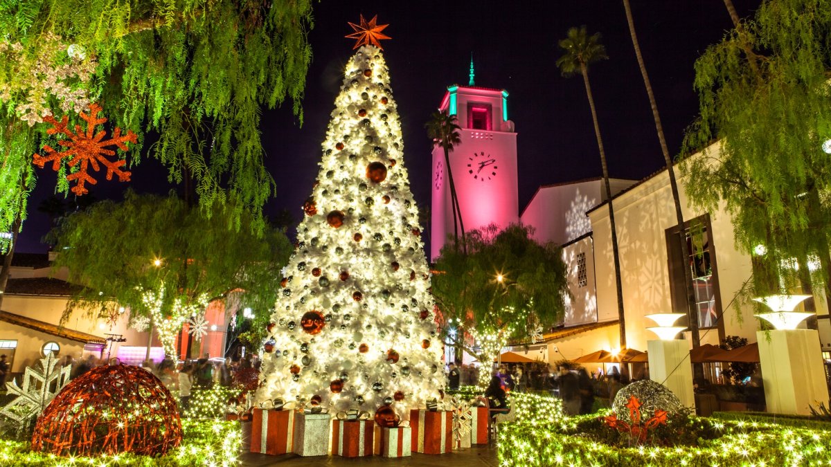 The free Union Station Tree Lighting Ceremony turns 10 – NBC Los Angeles