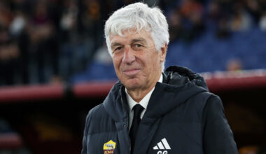ROME, ITALY - NOVEMBER 09: Gian Piero Gasperini, Head Coach of AS Roma, looks on during the Serie A match between AS Roma and Udinese Calcio at Stadio Olimpico on November 09, 2025 in Rome, Italy. (Photo by Paolo Bruno/Getty Images)