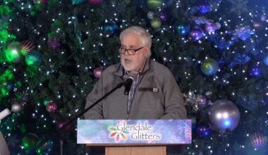 Glendale Glitters 2025 light show returns for holiday season...
