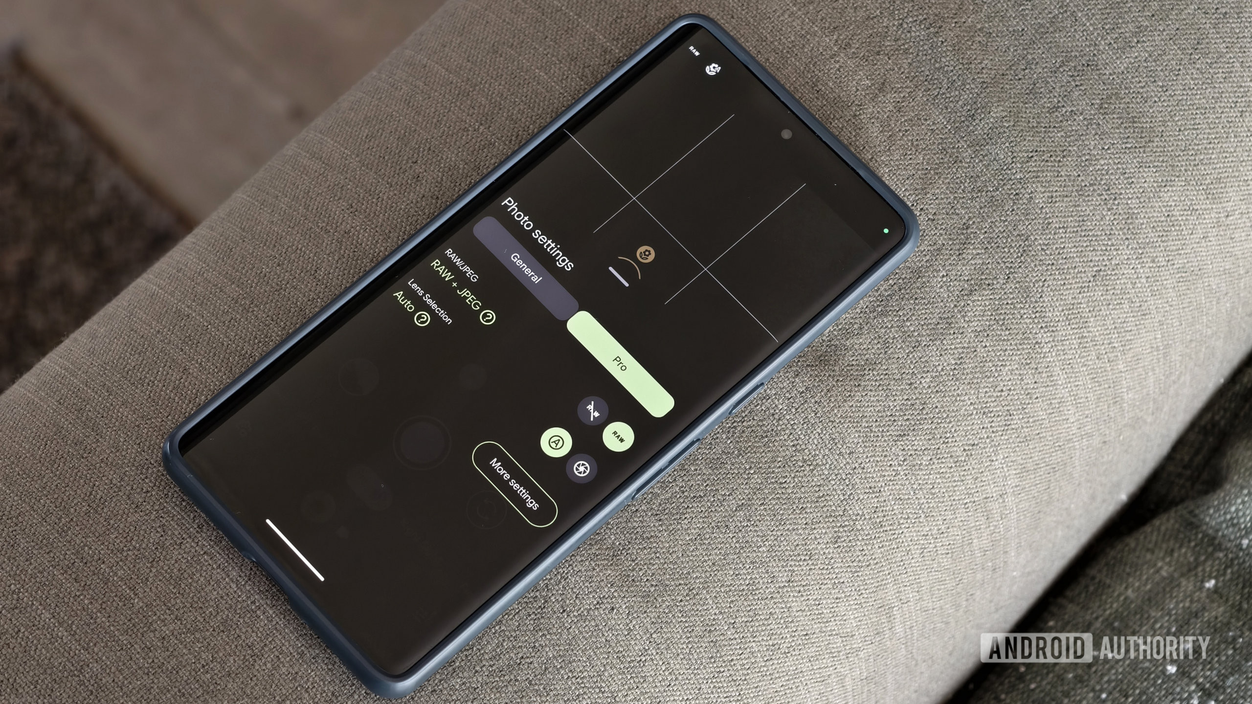 Google Pixel RAW and JPEG capture option