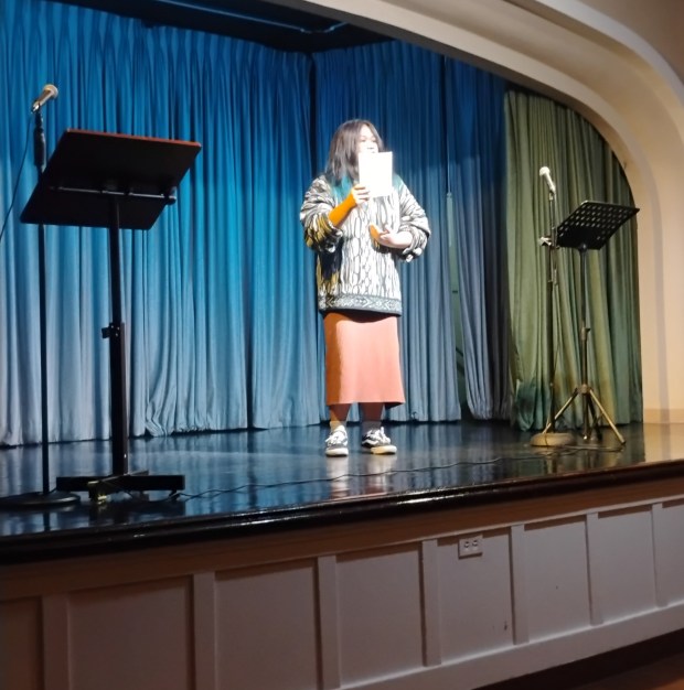 Heidi Dotimas performs Shakespeare's Sonnet 138. (Noah Perkins)