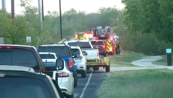 4 people taken to hospital following head-on crash on South Side; multiple vehicles involved