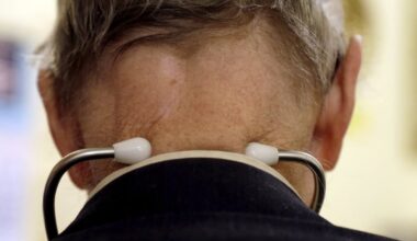 Nearly 300 Quebec doctors apply to work in Ontario: CPSO