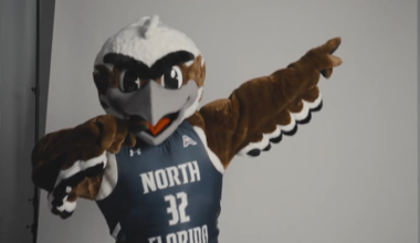 Ozzie the Osprey makes grand reappearance at UNF’s homecoming basketball game with ‘sleeker, athletic’ redesign