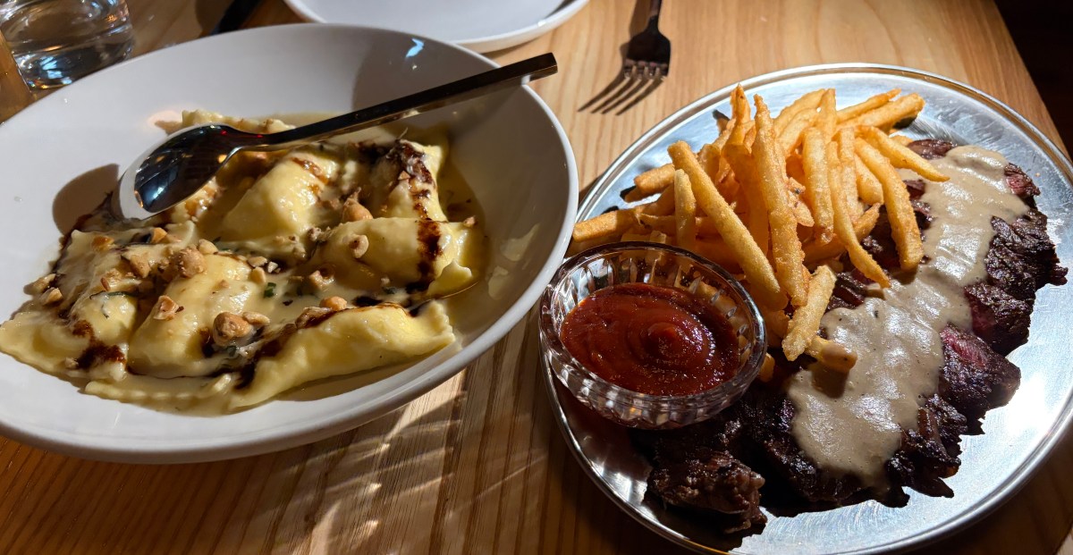 Good Days in Williamsburg Is More Than a Steak Frites Spot