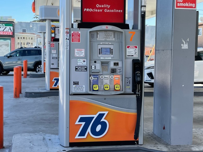 Union 76 fuel pump gas prices