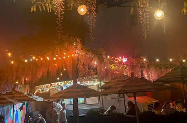 The patio at Union Pool.