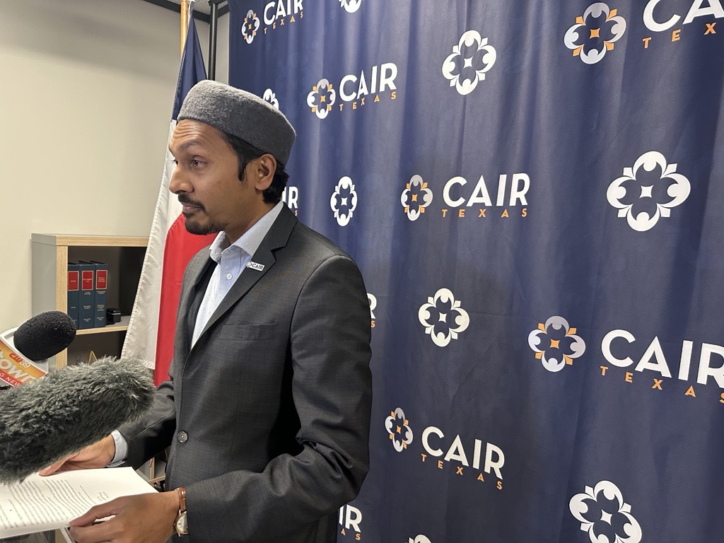 Imran Ghani, director of Houston's CAIR chapter, addresses reporters at a press conference on Friday, Nov. 21, 2025.