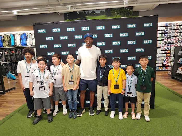 Texans legend, Hall of Famer Andre Johnson partners with Houston Food Bank, Crown Royal for food drive