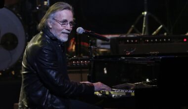 Jackson Browne announces death of actor son Ethan Browne