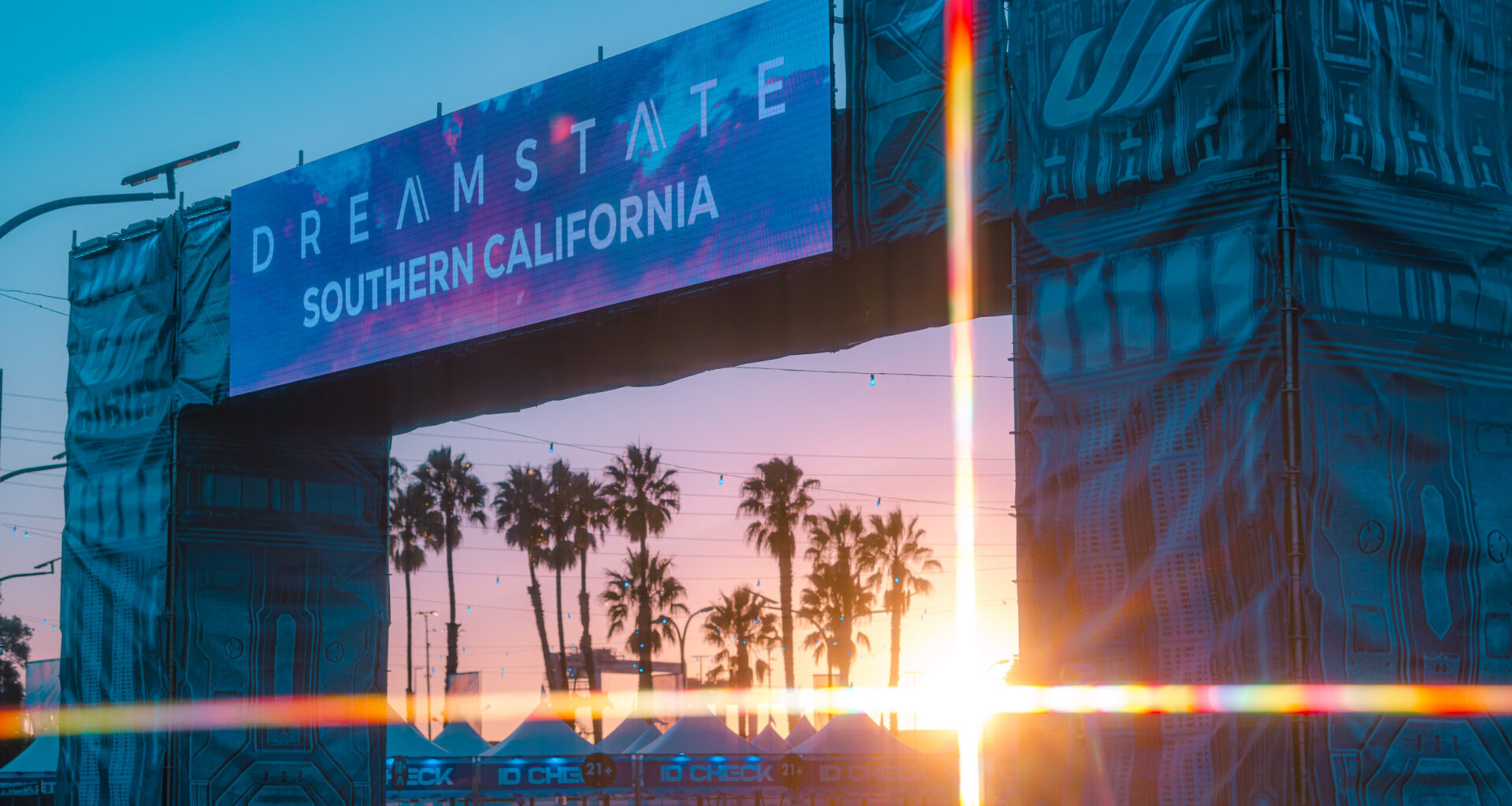 Dreamstate SoCal & Stranger Things Ride