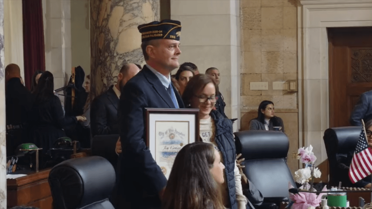 Veteran named Citizen of the Year for help with Palisades Fire recovery efforts – NBC Los Angeles