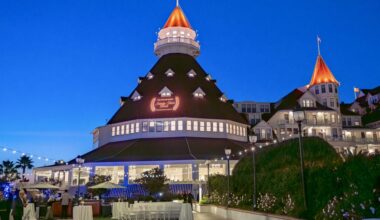 Coronado Island Film Festival magic begins at the Leonard Maltin Industry Tribute Awards Gala