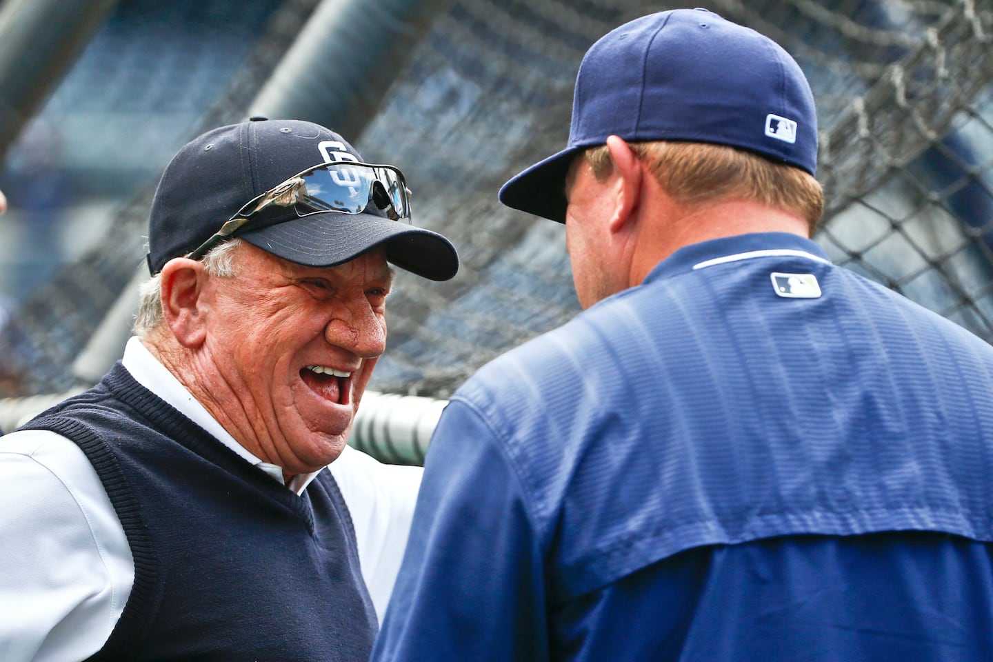 Mr. Jones (left) chatted with Pat Murphy, then manager of San Diego, before a baseball against the Arizona Diamondbacks in San Diego in 2015.