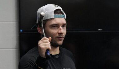 Tissue Box? Hammer? What's Going on With Sharks' Locker Room Player of the Game Award?