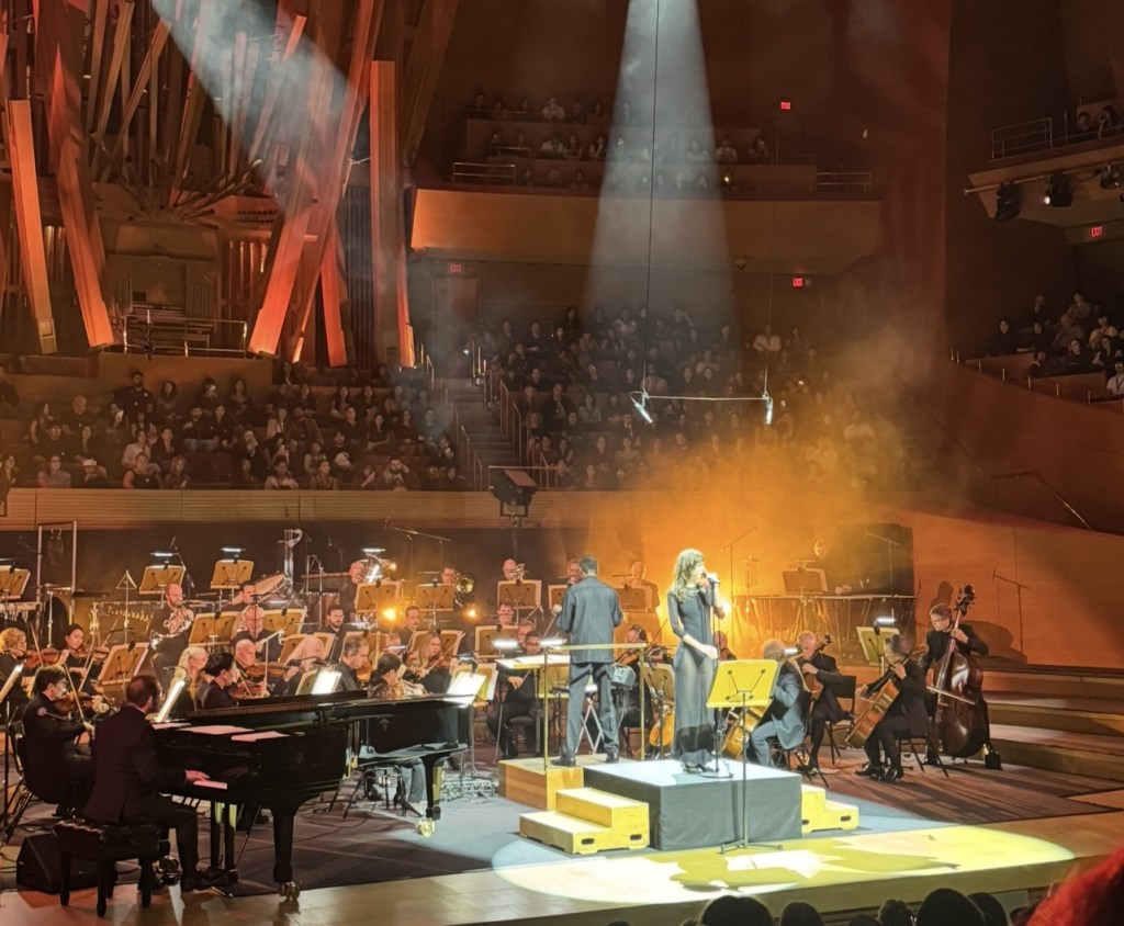 Faye Webster shines with the orchestra at Walt Disney Concert Hall – Orange County Register