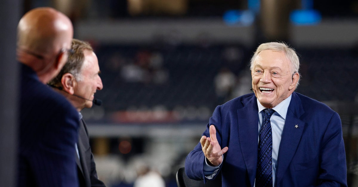 Cowboys owner Jerry Jones’ trade talk captures spotlight, but leaves us in the dark
