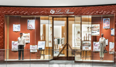 Italian luxury clothing brand Loro Piana opened a new boutique at Scottsdale Fashion Square....