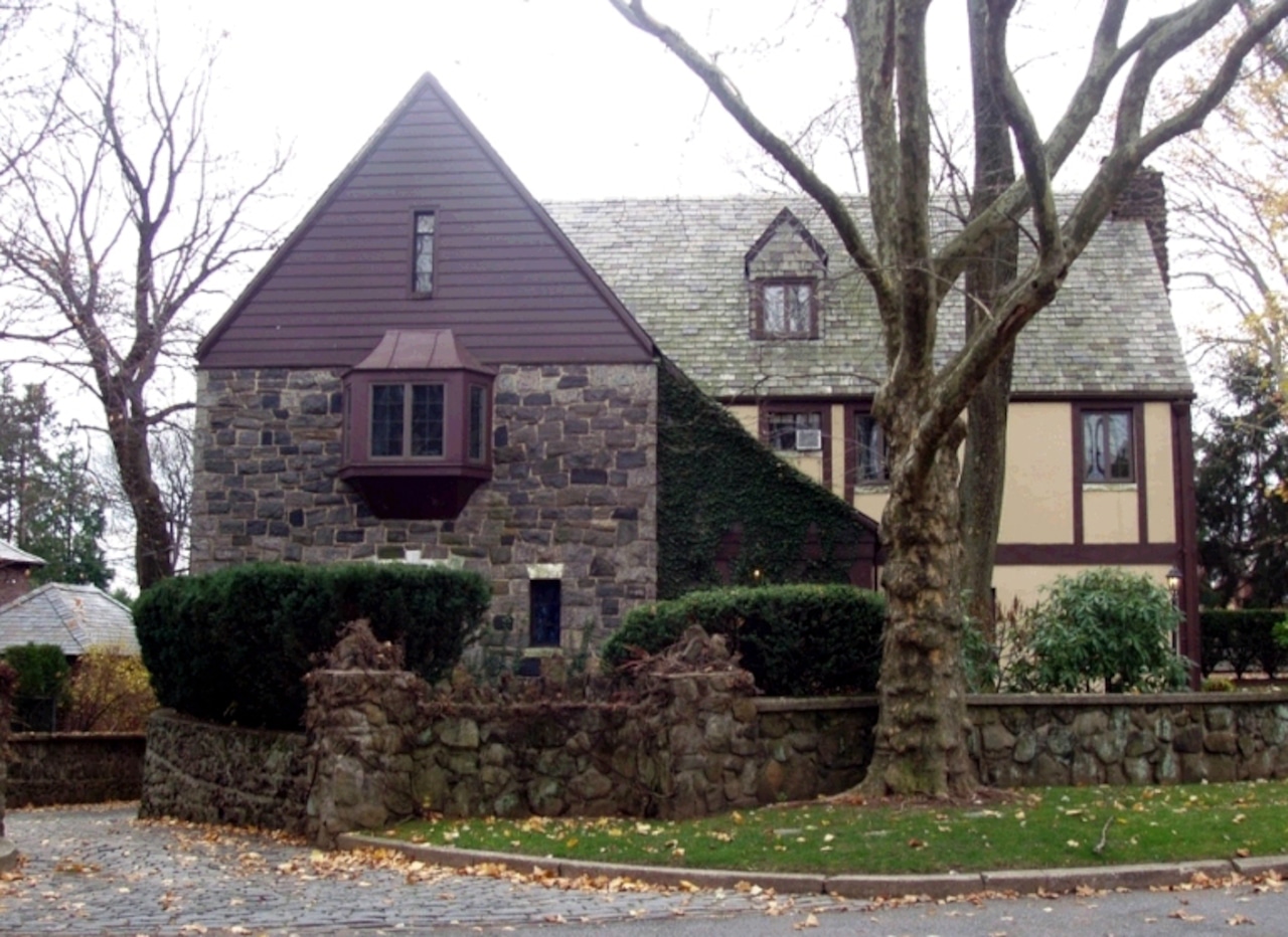 11 famous Staten Island houses