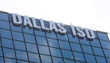 Parents call for principal’s removal from an Oak Cliff high school