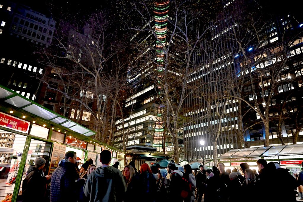 NYC Hols 22 121922 164e2 c Karen Rubin Bryant Park