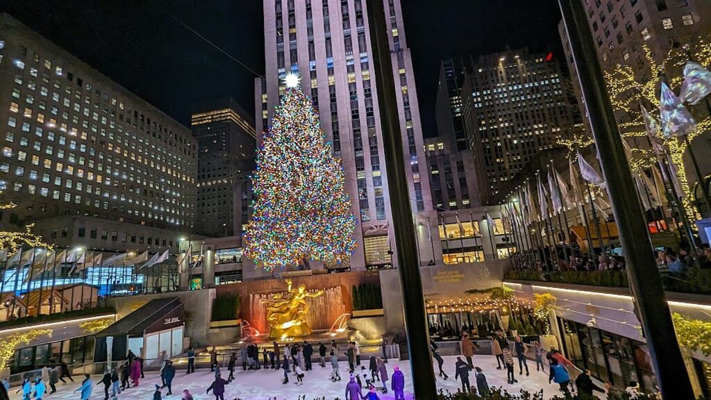 NYC Hols PXL 20231217 001035381e2 c Karen Rubin