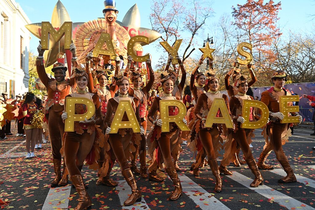 NYC MacysThanksg 112323 142e2 c Karen Rubin