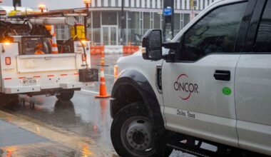 Power outages in North Texas spike as another round of storms approach the region