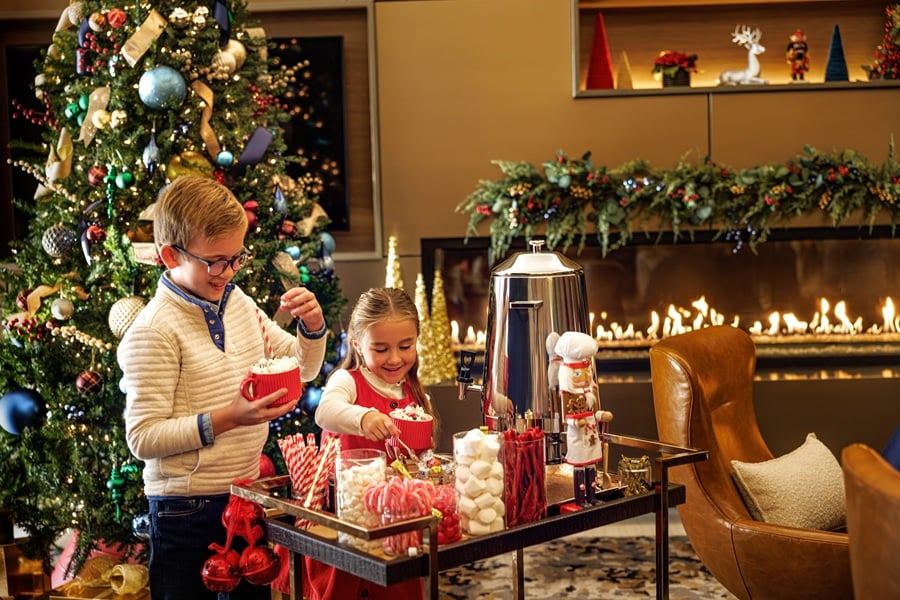 Blitzen’s Bar Omni La Costa