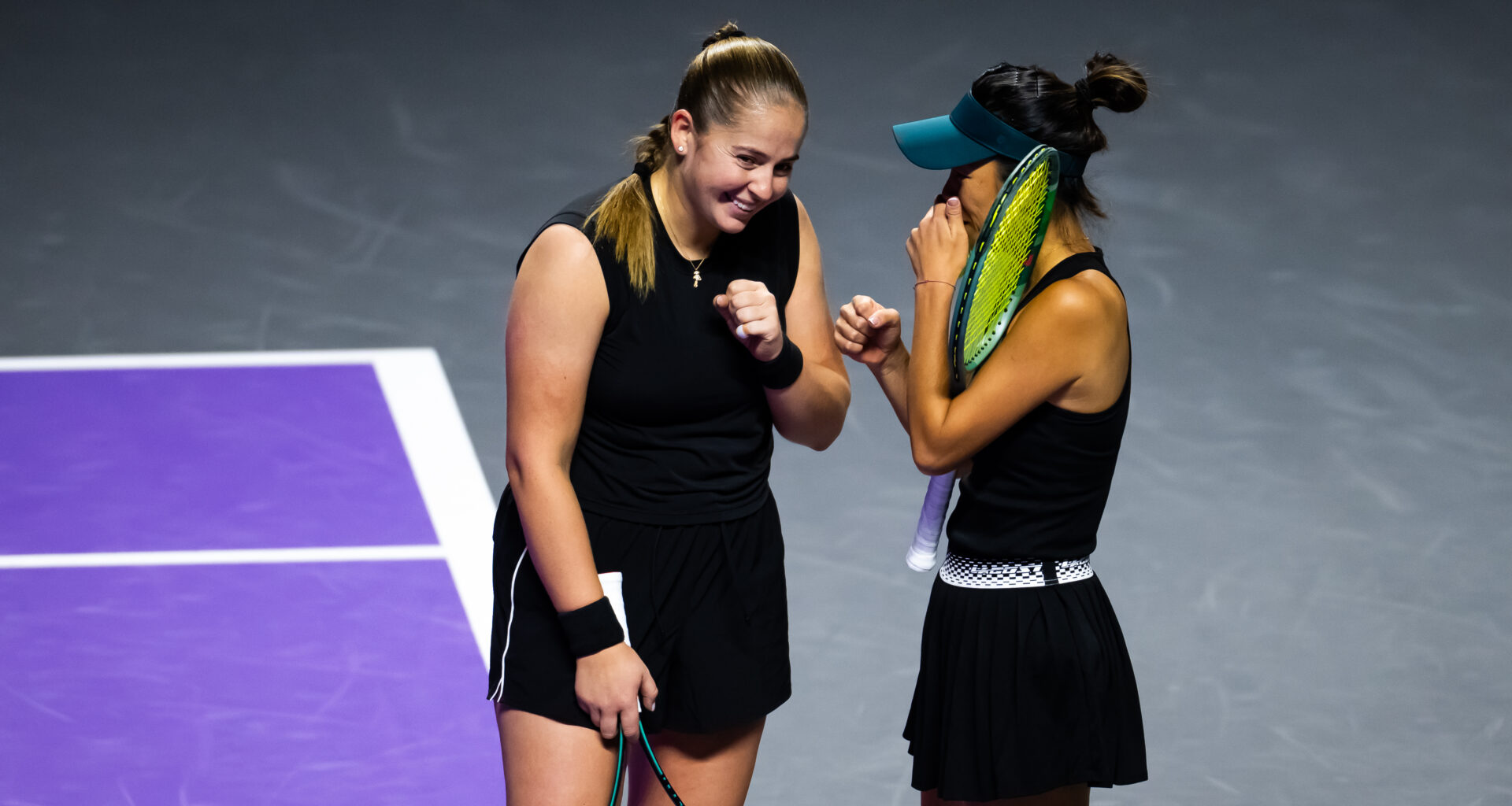 Hsieh, Ostapenko beat Errani, Paolini to win group after Kudermetova, Mertens victory