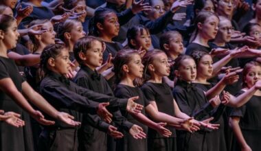 Phoenix Children’s Chorus To Present COMFORT AND JOY And SEASON’S GREETINGS This December