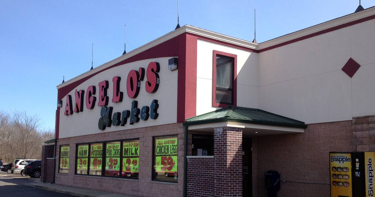 Angelo’s Market in Johnsburg hosting clear-out sale, set to rebrand – Shaw Local