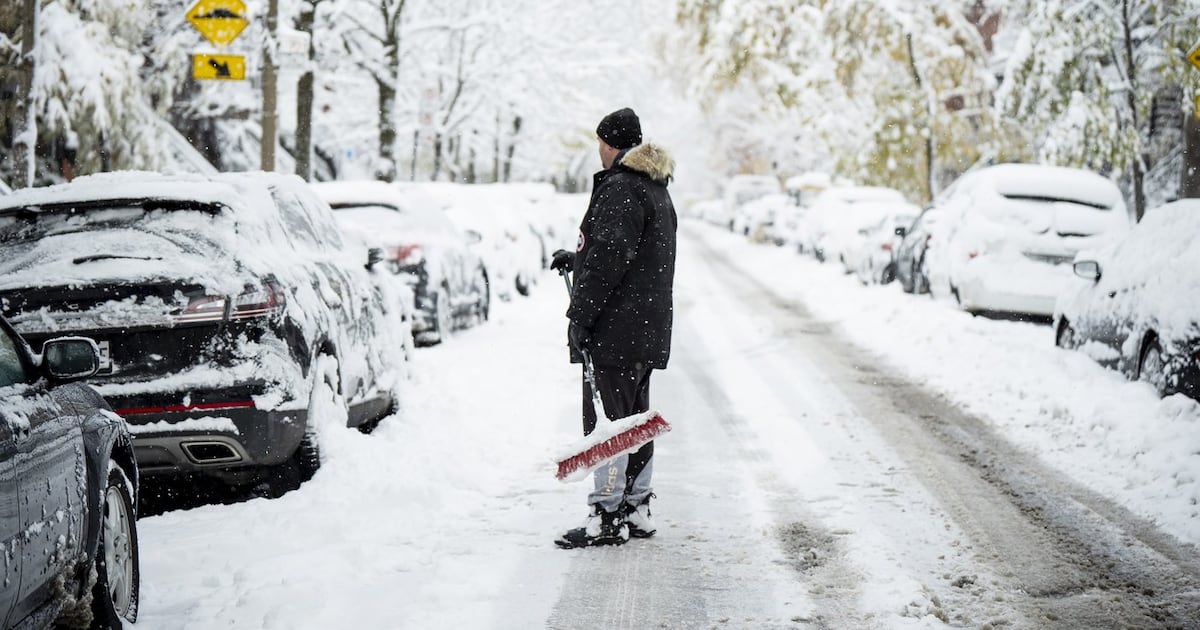 Winter storm brewing in Ontario, Quebec: weather outlook - CTV News