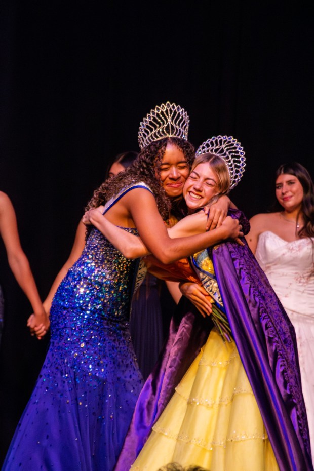 Teen Miss Ramona 2026 Tarin Kilcoyne, right, shares a hug with Alannah Bowman, 2025 Teen Miss Ramona, after receiving her tiara. (Sandi Molitor)