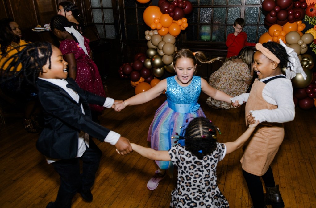 Roxborough Christian School hosts annual Fall Ball