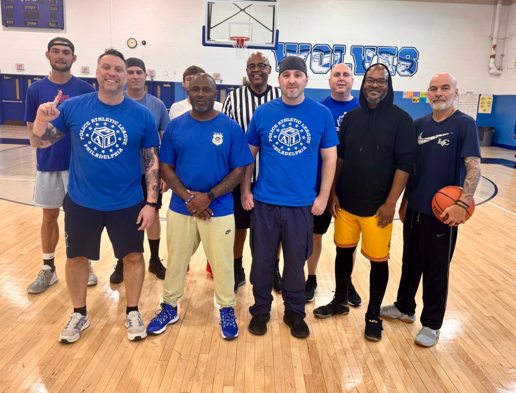 Fifth District mentors play hoops with Roxborough HS students