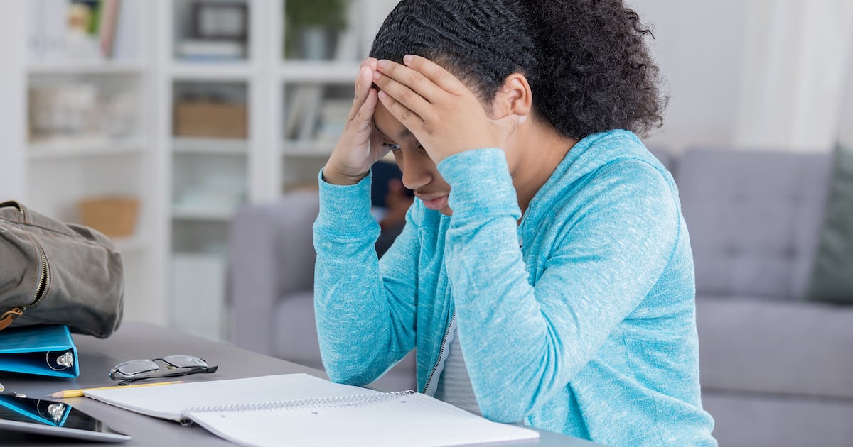 Advocates push Chicago Public Schools to revise or scrap no-cost virtual therapy contract