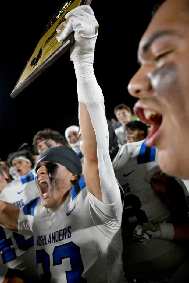 La Habra’s Noah Barajas leads the Highlanders in their Alma...