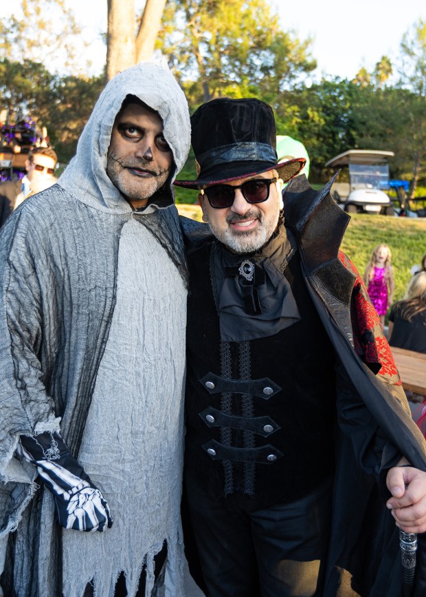 Nader Ehsani, Alex Ataii (Jon Clark)