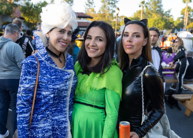 Ladan Mortazavi, Roza Alizadeh, Sivan Richard (Jon Clark)