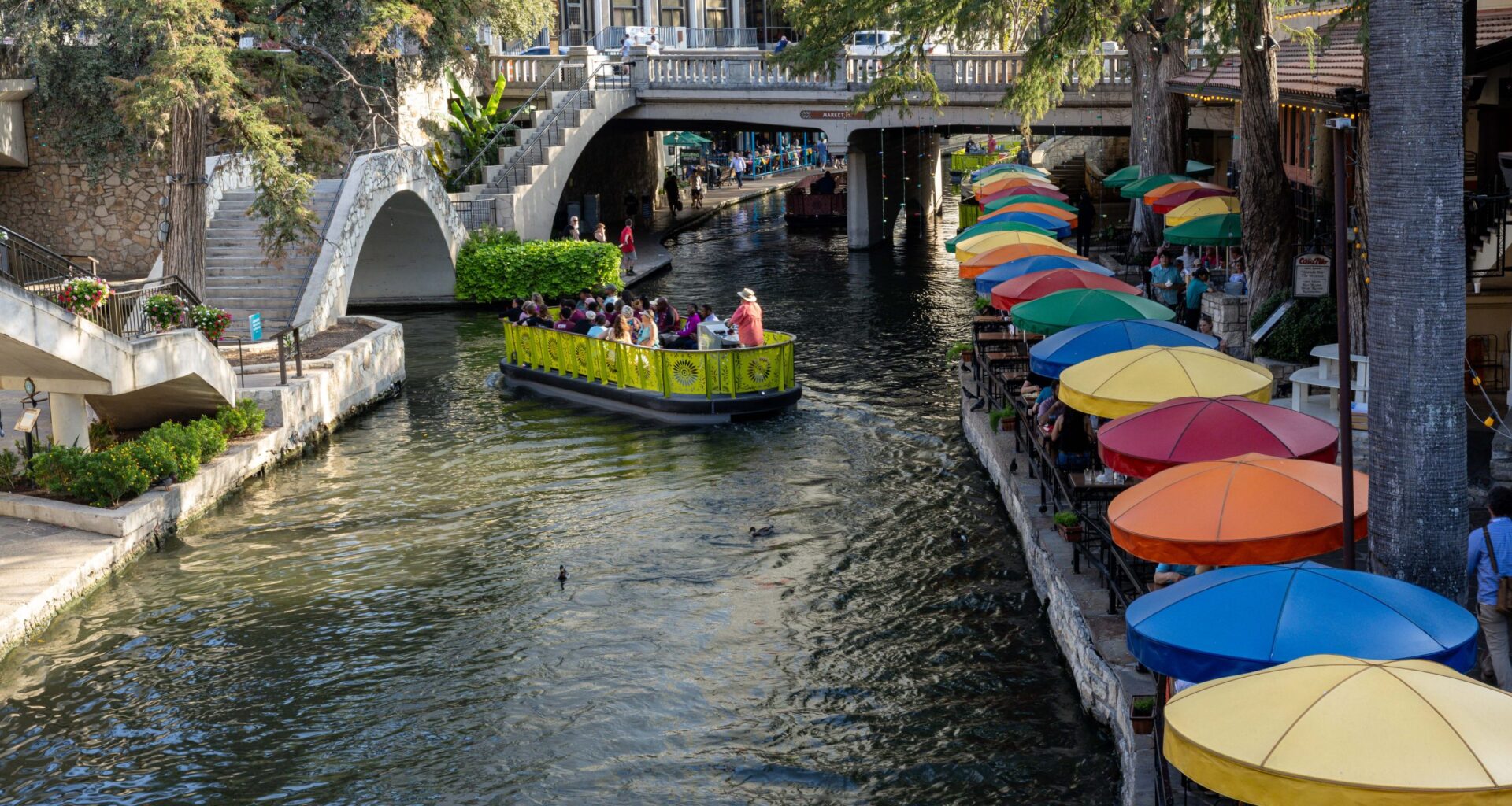 Business is slow on the River Walk. Can local leaders fix it?