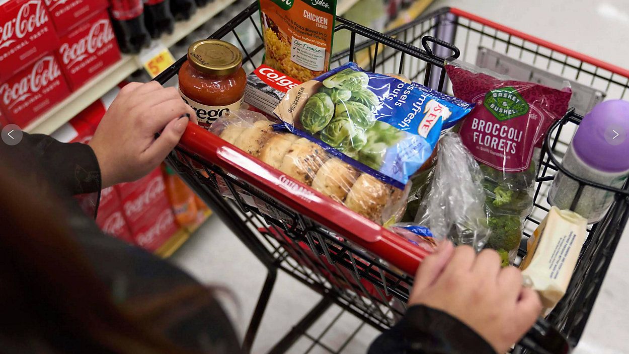 (Associated Press/Allison Dinner)