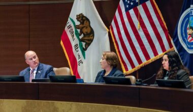 Vista narrowly approves resolution focused on immigration rights – San Diego Union-Tribune