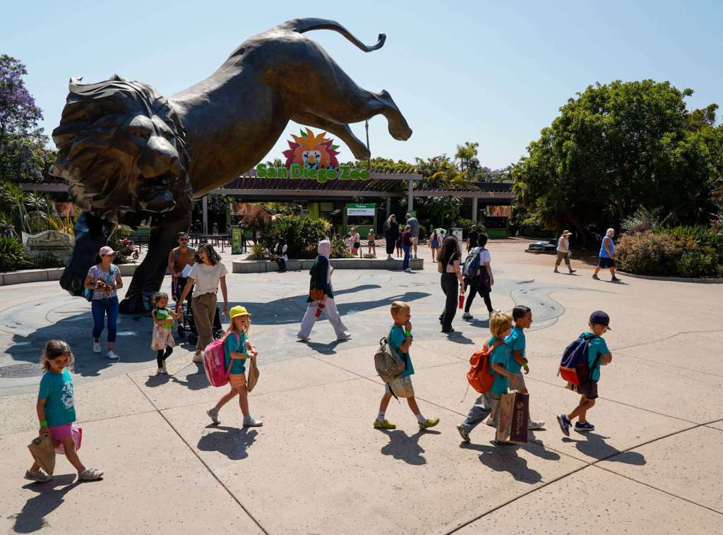The San Diego Zoo has $1 billion, and millions pour in each year. It’s about to get another income stream. – San Diego Union-Tribune